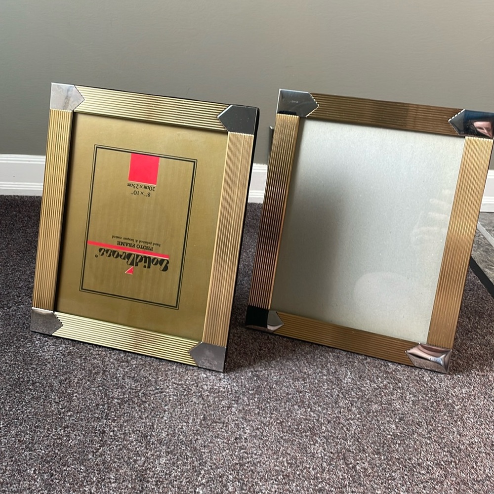 Vintage 1980s Authentic Style Metal Picture Frame Matching Durable Photo Chrome